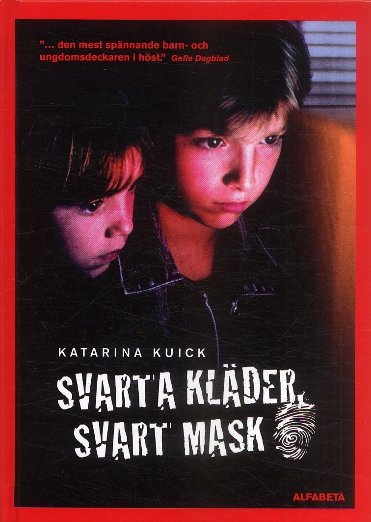 Svarta kläder, svart mask