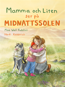 Mamma och Liten ser på midnattssolen